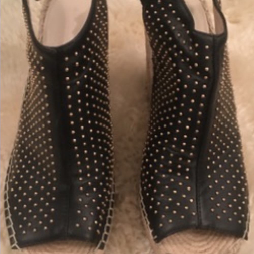 Kenneth Cole Gold Studded black leather espadrille - Picture 2 of 11